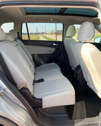 Volkswagen Tiguan Allspace cena 116900 przebieg: 3116, rok produkcji 2021 z Łapy małe 191